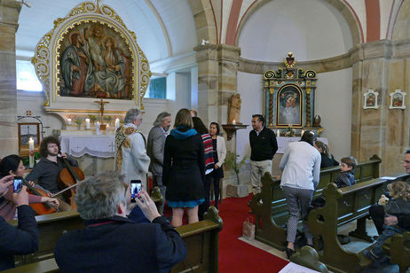 Kindersegnung in der Weingartenkapelle